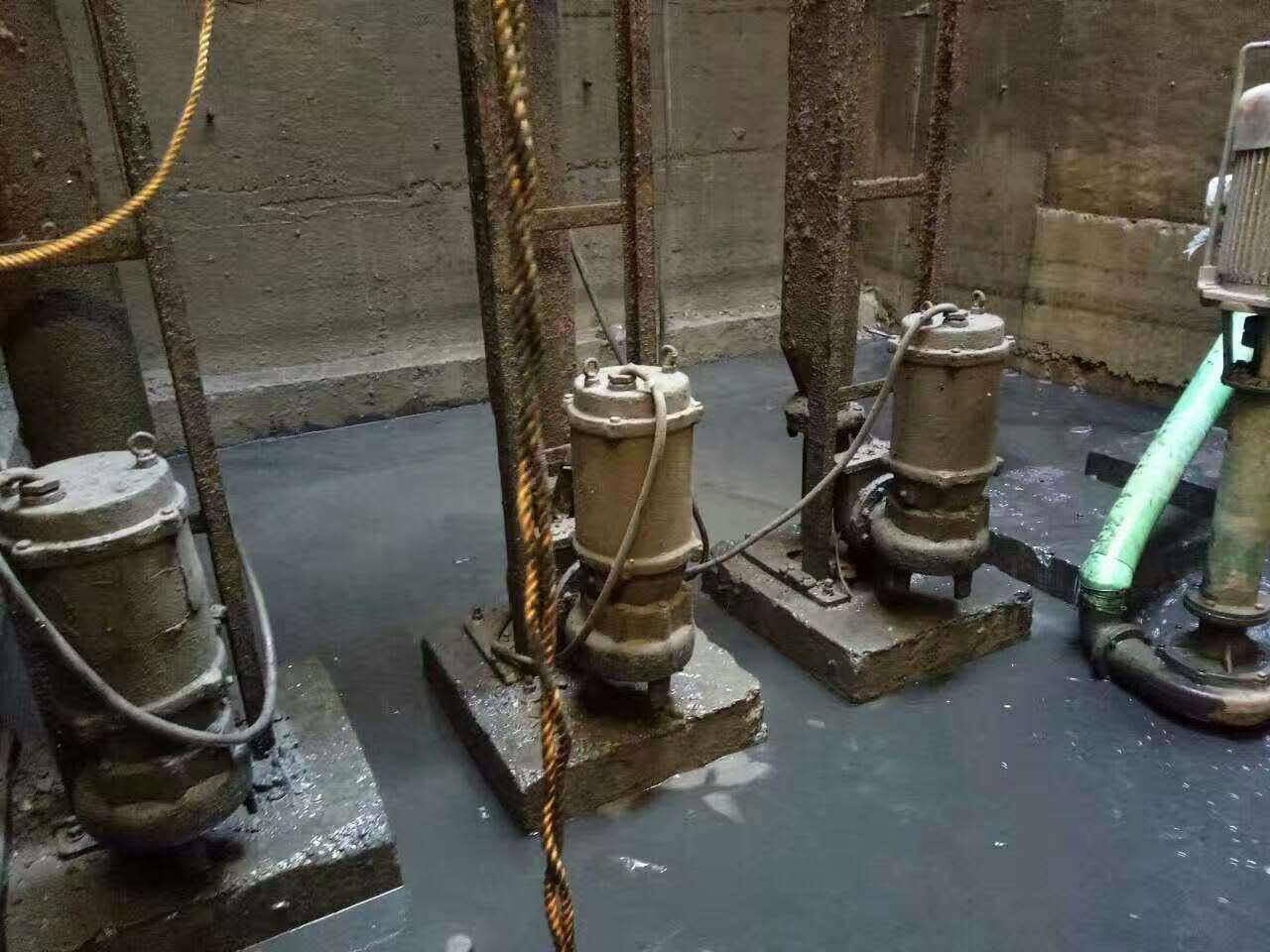 陆河污水池清理